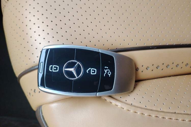 Used Mercedes-Benz Vito  Vehicle Key