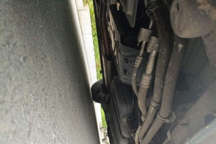Used Mercedes-Benz Vito 2023 2.0T Business Version 7 Seats Chassis Front Left