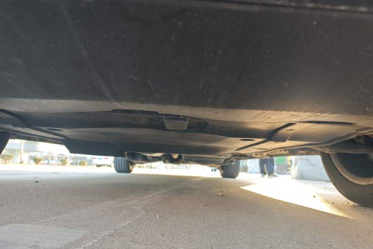 Used Mercedes-Benz Vito 2023 2.0T Elite Version 7 Seats Chassis Front