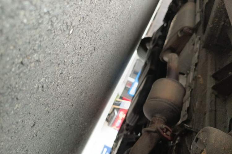 Used Mercedes-Benz Vito 2023 2.0T Business Version 7 Seats Chassis Front Right