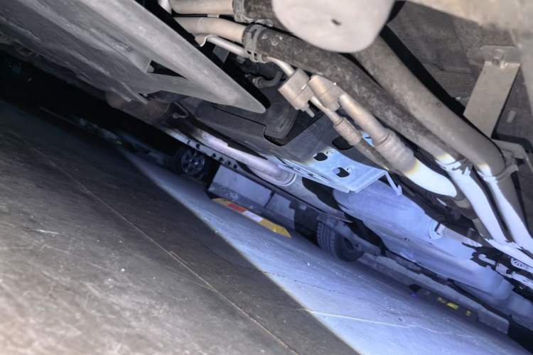 Used Mercedes-Benz Vito 2023 2.0T Business Version 7 Seats Chassis Front