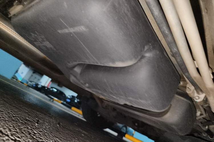 Used Mercedes-Benz Vito 2023 2.0T Business Version 7 Seats Chassis Rear Left
