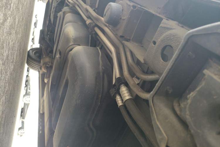 Used Mercedes-Benz Vito 2023 2.0T Business Version 7 Seats Chassis Rear Left