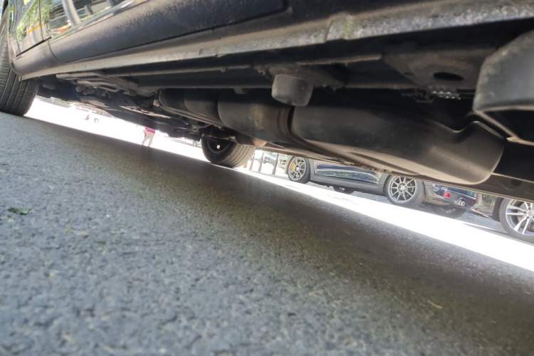 Used Mercedes-Benz Vito 2023 2.0T Business Version 9 Seats Chassis Rear Left