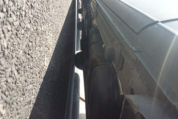 Used Mercedes-Benz Vito 2023 2.0T Business Version 7 Seats Chassis Rear Left