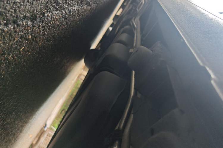 Used Mercedes-Benz Vito 2023 2.0T Elite Version 7 Seats Chassis Rear Left