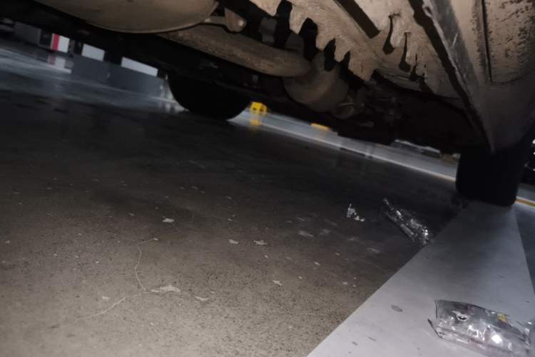 Used Mercedes-Benz Vito 2023 2.0T Elite Version 7 Seats Chassis Rear Right