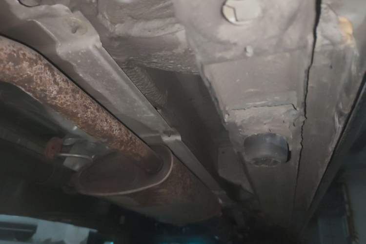Used Mercedes-Benz Vito 2023 2.0T Elite Version 7 Seats Chassis Rear Right