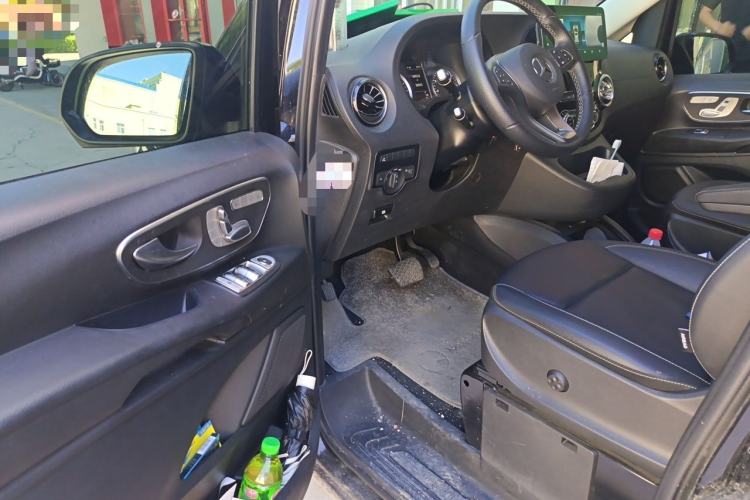 Used Mercedes-Benz Vito 2023 2.0T Business Version 7 Seats Driver Seat