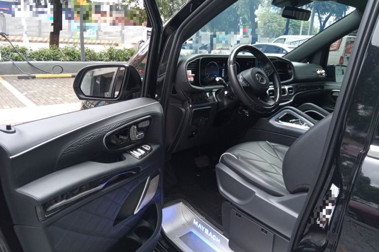 Used Mercedes-Benz Vito 2023 2.0T Elite Version 7 Seats Driver Seat