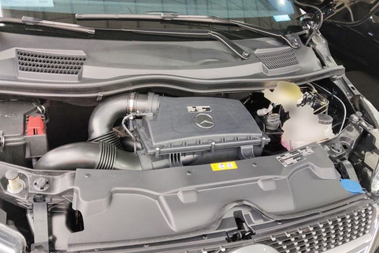 Used Mercedes-Benz Vito 2023 2.0T Business Version 7 Seats Engine Bay