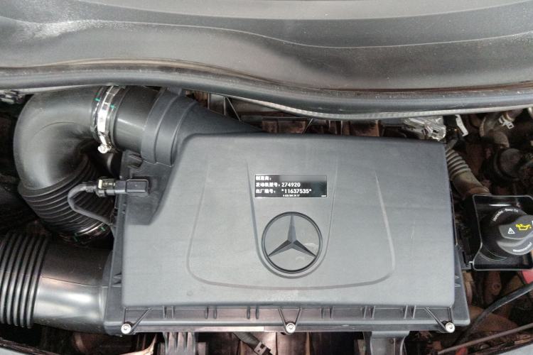 Used Mercedes-Benz Vito 2023 2.0T Business Version 7 Seats Engine Bay