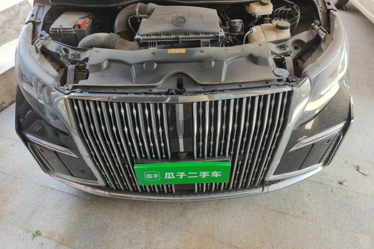 Used Mercedes-Benz Vito 2023 2.0T Business Version 7 Seats Engine Bay