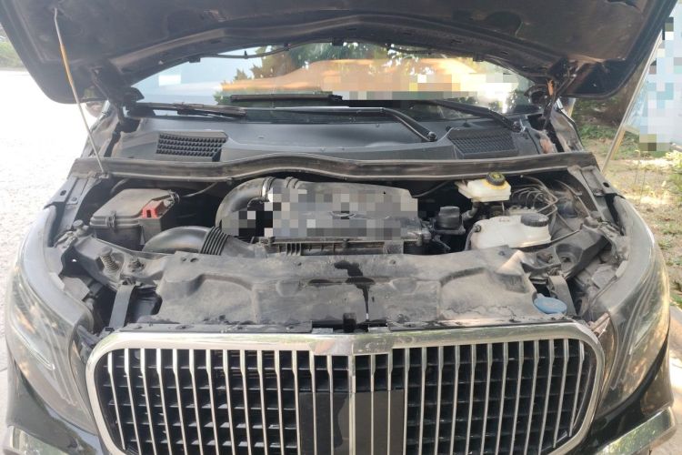 Used Mercedes-Benz Vito 2023 2.0T Business Version 7 Seats Engine Bay
