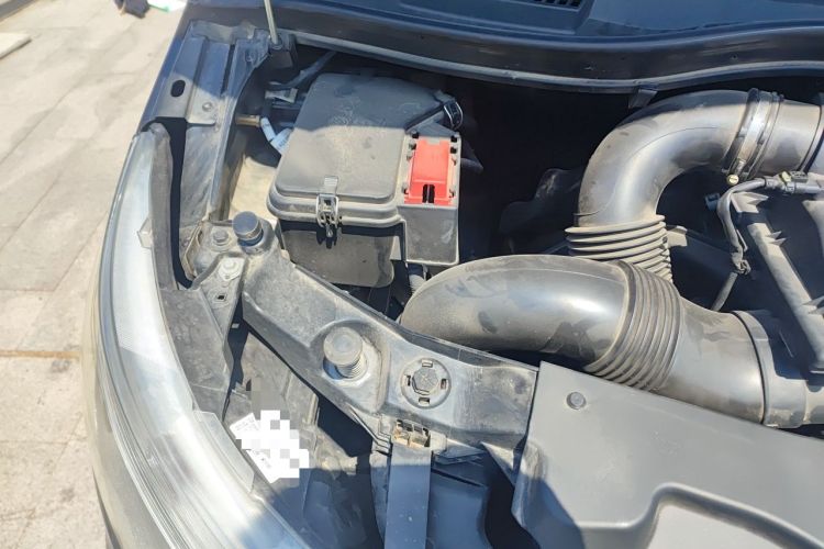 Used Mercedes-Benz Vito 2023 2.0T Business Version 7 Seats Engine Bay Right