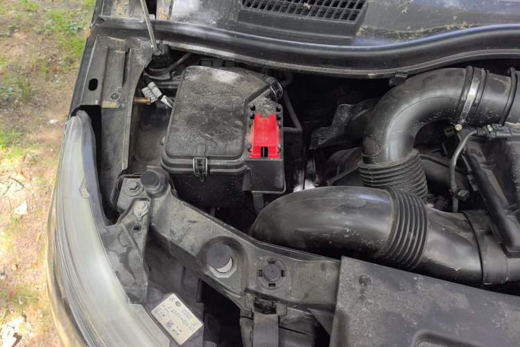Used Mercedes-Benz Vito 2023 2.0T Business Version 7 Seats Engine Bay Right