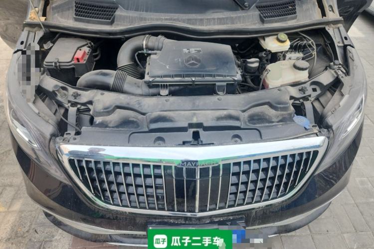 Used Mercedes-Benz Vito 2023 2.0T Elite Version 7 Seats Engine Bay