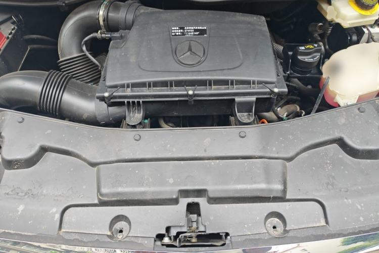 Used Mercedes-Benz Vito 2023 2.0T Business Version 7 Seats Engine Bay
