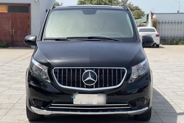 Used Mercedes-Benz Vito 2023 2.0T Elite Version 9 Seats Exterior 1