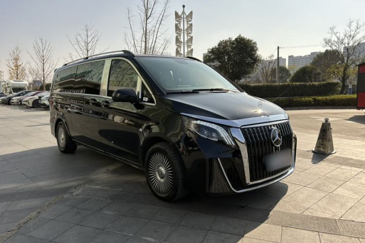 Used Mercedes-Benz Vito 2023 2.0T Business Version 7 Seats Exterior 2
