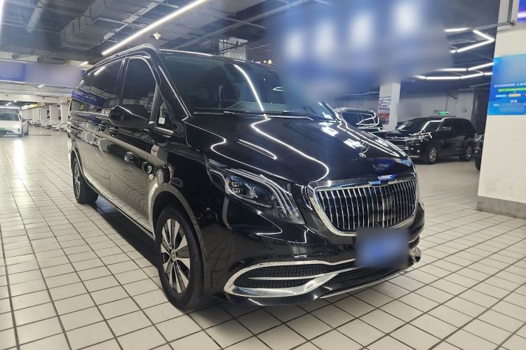 Used Mercedes-Benz Vito 2023 2.0T Elite Version 7 Seats Exterior 2