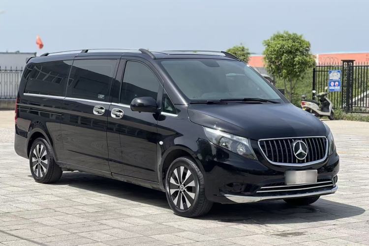 Used Mercedes-Benz Vito 2023 2.0T Elite Version 9 Seats Exterior 2