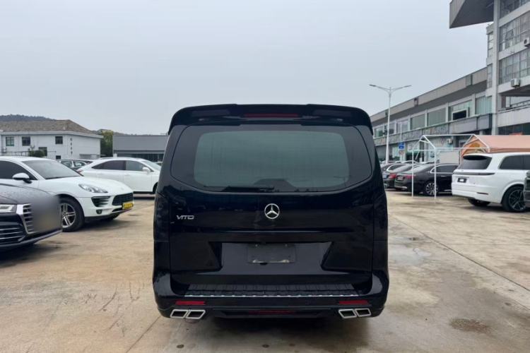 Used Mercedes-Benz Vito 2023 2.0T Elite Version 7 Seats Exterior 4