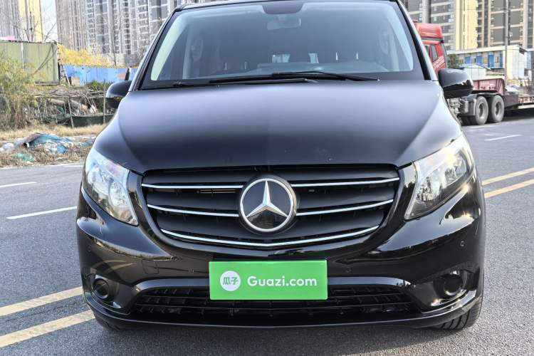 Used Mercedes-Benz Vito 2023 2.0T Business Version 7 Seats Exterior 4