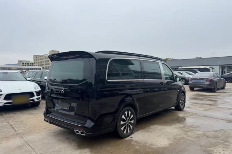Used Mercedes-Benz Vito 2023 2.0T Elite Version 7 Seats Exterior 5