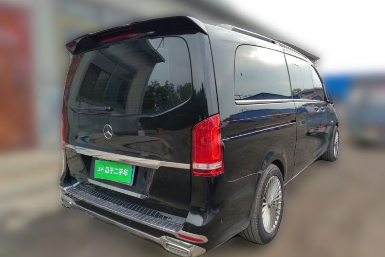 Used Mercedes-Benz Vito 2023 2.0T Elite Version 7 Seats Exterior 5