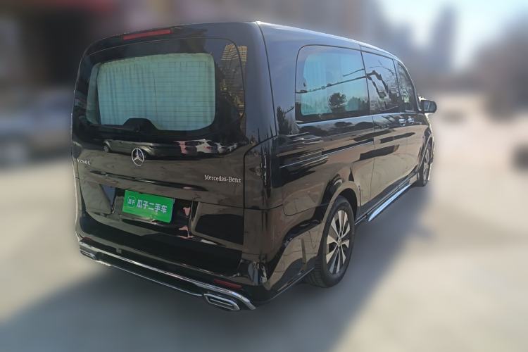 Used Mercedes-Benz Vito 2023 2.0T Elite Version 7 Seats Exterior 5