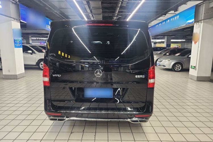 Used Mercedes-Benz Vito 2023 2.0T Elite Version 7 Seats Exterior 5