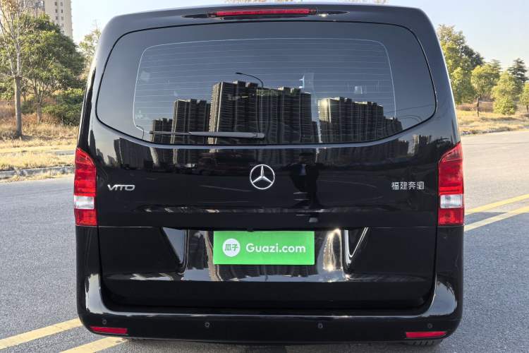 Used Mercedes-Benz Vito 2023 2.0T Business Version 7 Seats Exterior 7