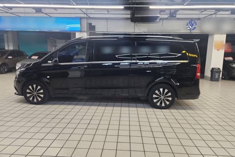 Used Mercedes-Benz Vito 2023 2.0T Elite Version 7 Seats Exterior 7