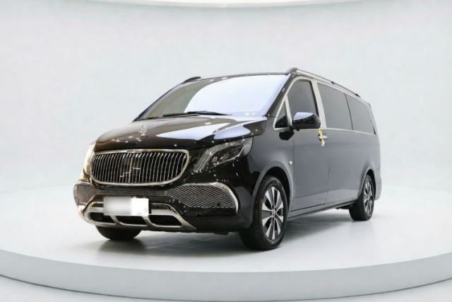 Used Mercedes-Benz Vito 2023 2.0T Elite Version 7 Seats