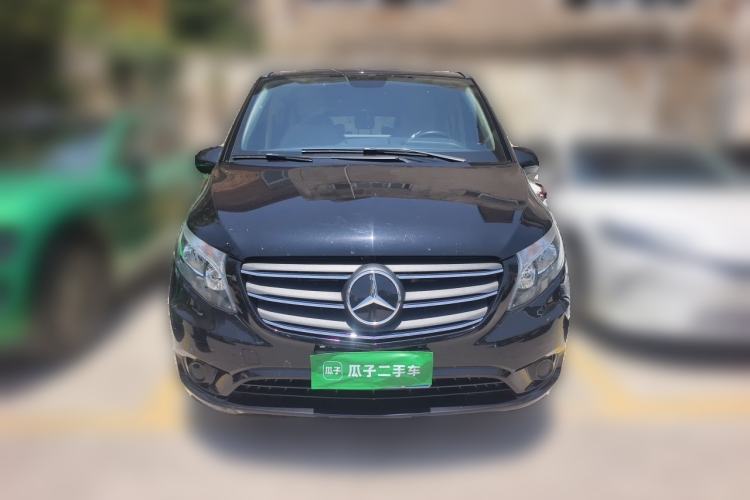 Used Mercedes-Benz Vito 2023 2.0T Elite Version 7 Seats Front