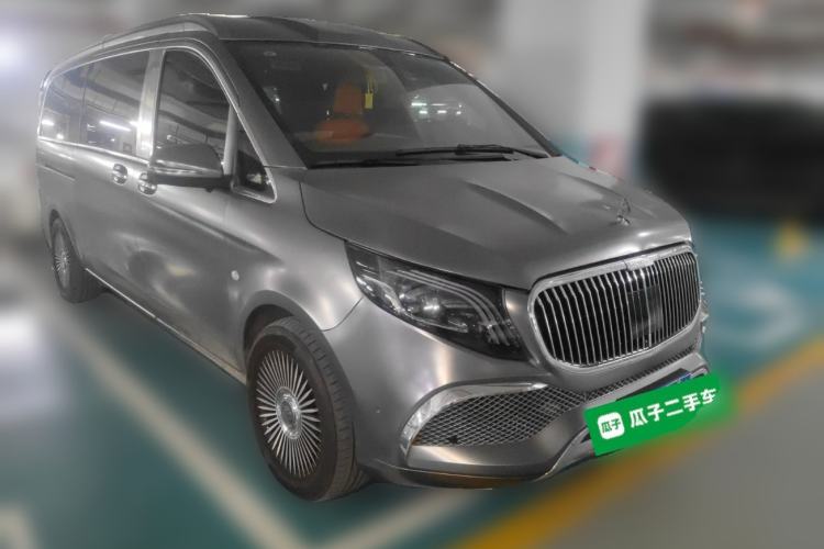 Used Mercedes-Benz Vito 2023 2.0T Business Version 7 Seats Front Right 45 Deg