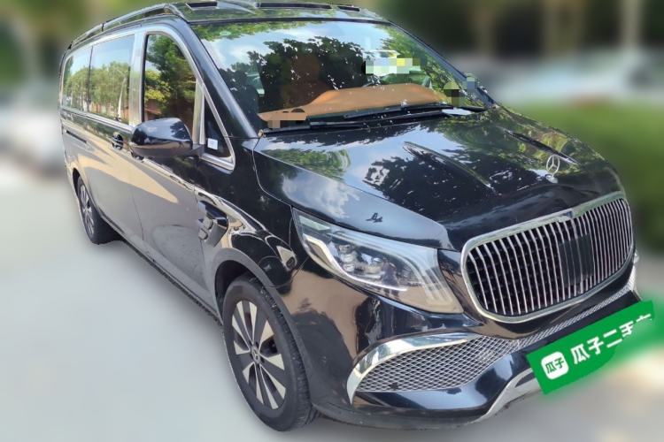 Used Mercedes-Benz Vito 2023 2.0T Business Version 7 Seats Front Right 45 Deg