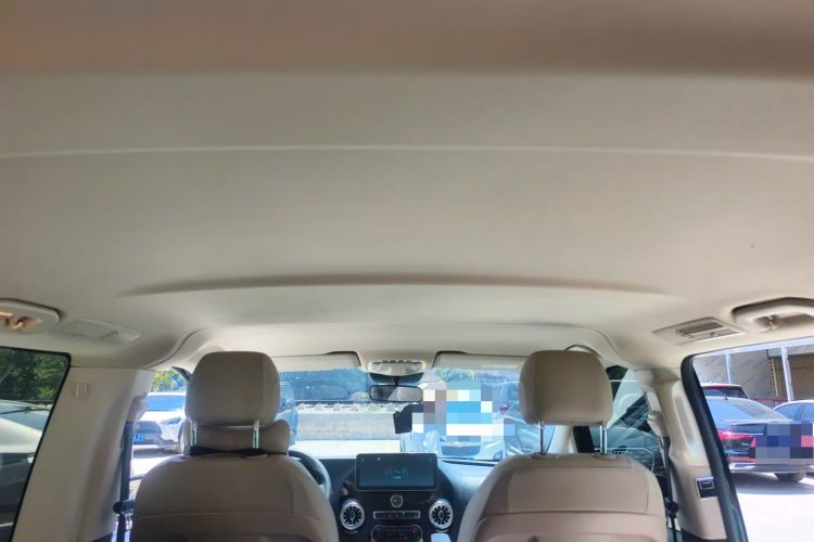 Used Mercedes-Benz Vito 2023 2.0T Elite Version 7 Seats Headliner