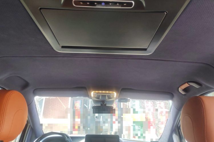 Used Mercedes-Benz Vito 2023 2.0T Elite Version 7 Seats Headliner
