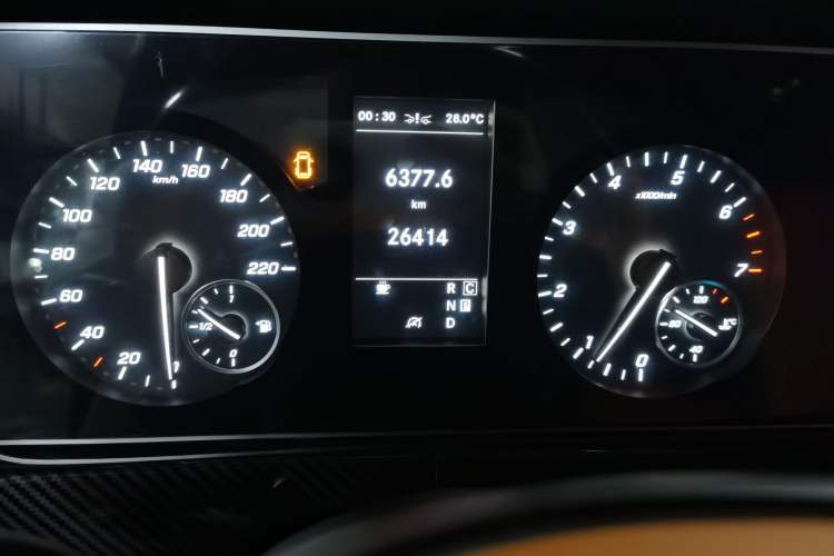 Used Mercedes-Benz Vito 2023 2.0T Business Version 7 Seats Instrument Cluster