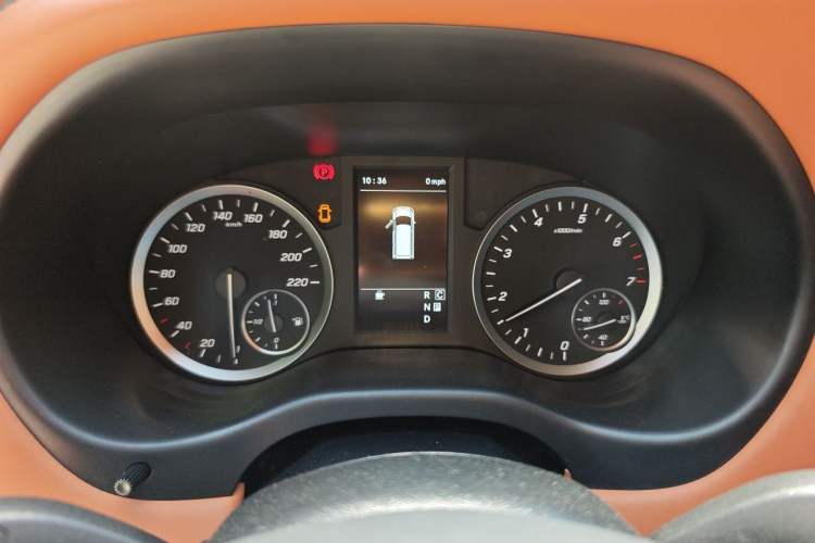 Used Mercedes-Benz Vito 2023 2.0T Elite Version 7 Seats Instrument Cluster