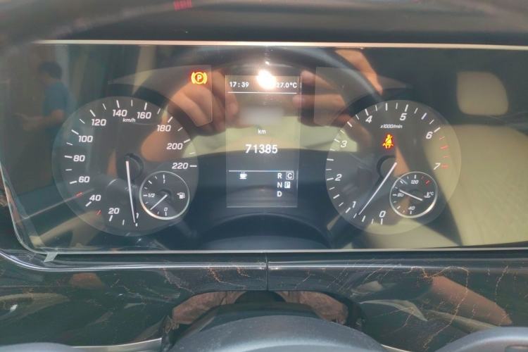 Used Mercedes-Benz Vito 2023 2.0T Elite Version 7 Seats Instrument Cluster