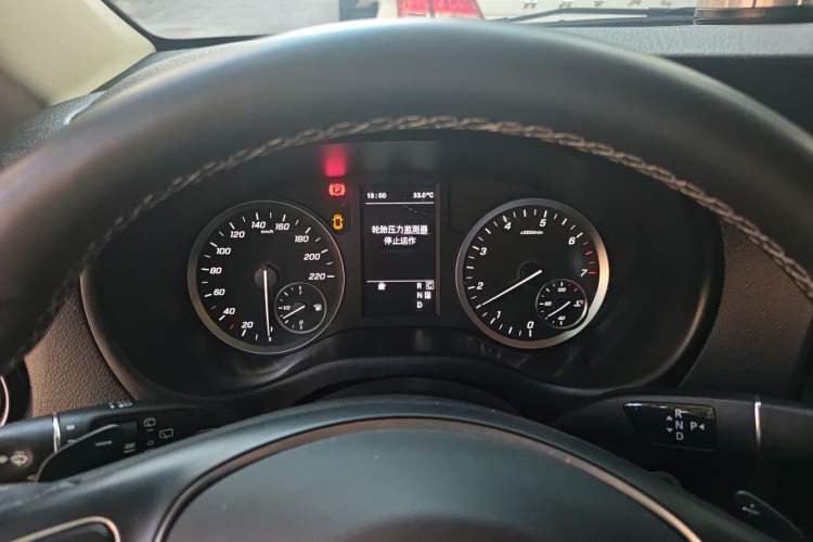 Used Mercedes-Benz Vito 2023 2.0T Business Version 7 Seats Instrument Cluster