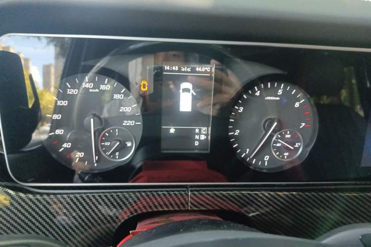 Used Mercedes-Benz Vito 2023 2.0T Business Version 7 Seats Instrument Cluster
