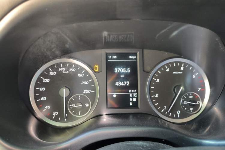 Used Mercedes-Benz Vito 2023 2.0T Business Version 7 Seats Instrument Cluster