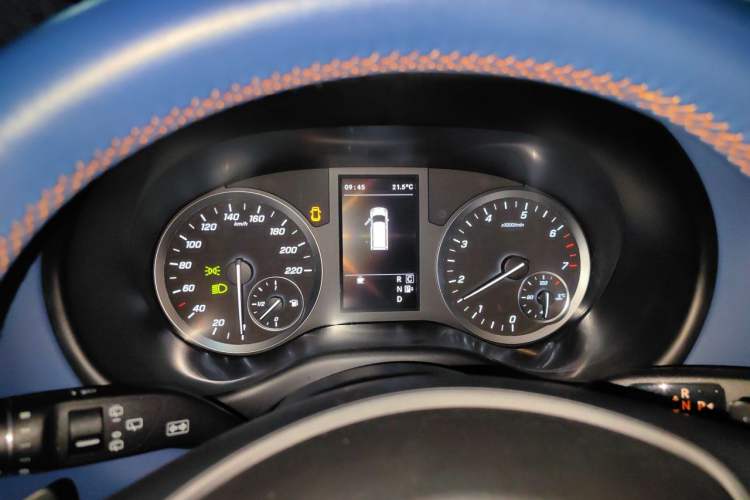 Used Mercedes-Benz Vito 2023 2.0T Elite Version 7 Seats Instrument Cluster