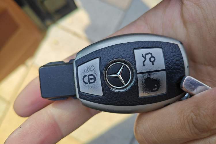 Used Mercedes-Benz Vito 2023 2.0T Elite Version 7 Seats Interior 1