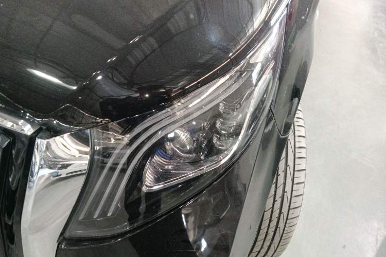 Used Mercedes-Benz Vito 2023 2.0T Business Version 7 Seats Left Front Headlight