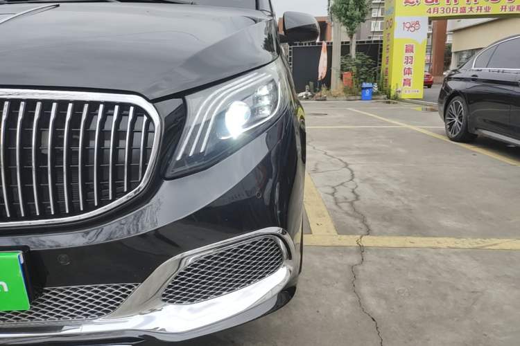 Used Mercedes-Benz Vito 2023 2.0T Business Version 7 Seats Left Front Headlight